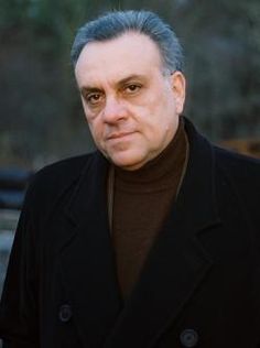 Vincent Curatola