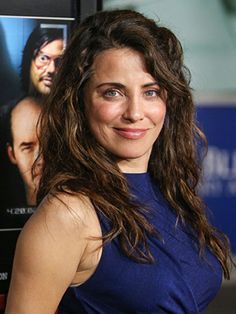 Alanna Ubach