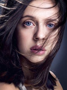 Bel Powley