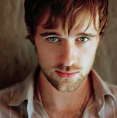 Jonas Armstrong