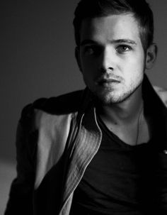 Max Thieriot