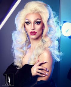 Miz Cracker