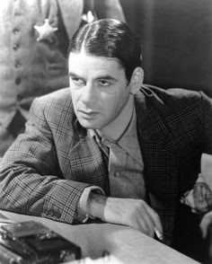 Paul Muni