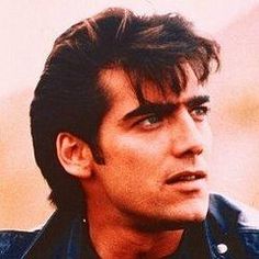 Ken Wahl