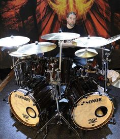 Tomas Haake