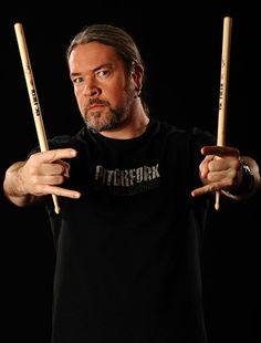 Tomas Haake