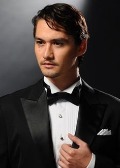 Ananda Everingham