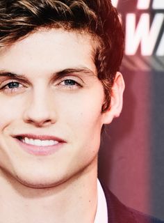 Daniel Sharman