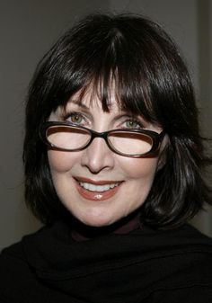 Joanna Gleason