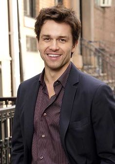 Julian Ovenden