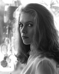 Kathleen Turner