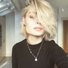 Nina Nesbitt