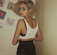 Nina Nesbitt