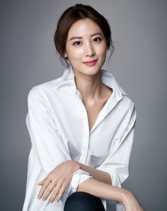 Claudia Kim