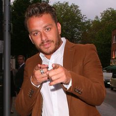 Dapper Laughs