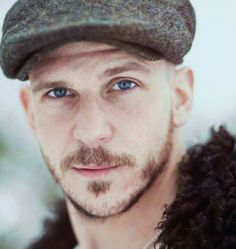 Gustaf Skarsgard