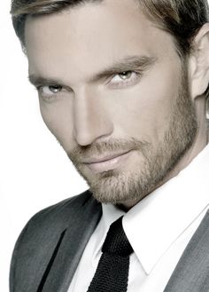 Julian Gil