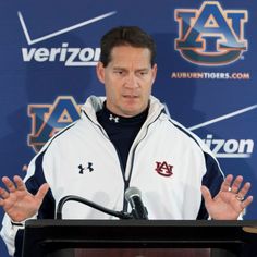 Gene Chizik