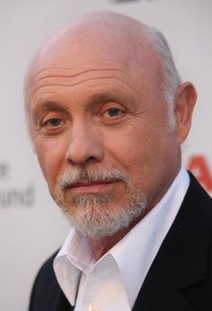 Hector Elizondo