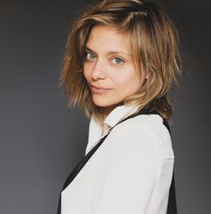 Lizzie Brochere