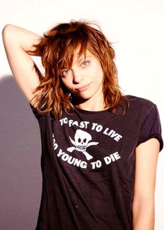 Lizzie Brochere