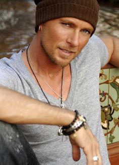 Luke Goss