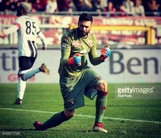 Salvatore Sirigu