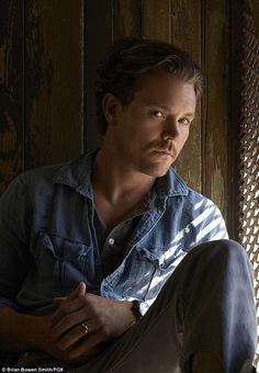 Clayne Crawford