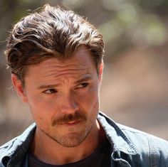 Clayne Crawford