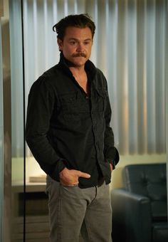 Clayne Crawford