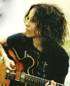 Linda Perry