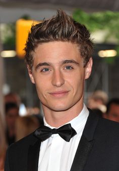 Max Irons