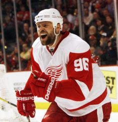 Tomas Holmstrom