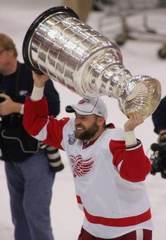 Tomas Holmstrom