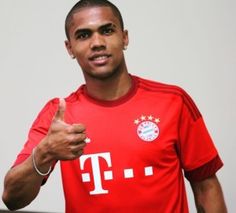 Douglas Costa