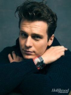 Jonathan Groff