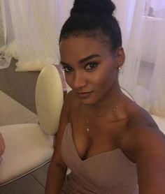 Leila Lopes