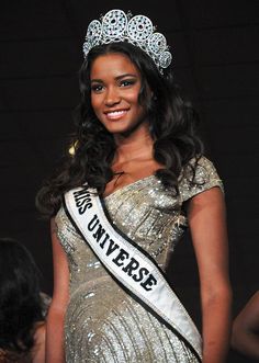 Leila Lopes