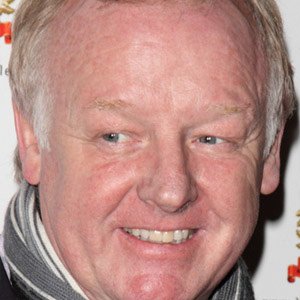 Les Dennis