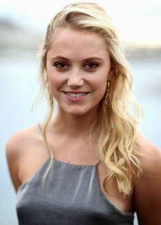 Maika Monroe