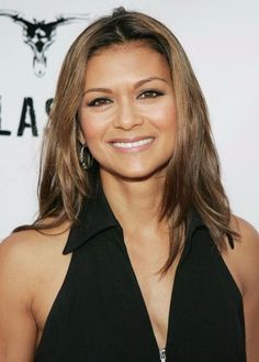 Nia Peeples