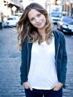 Vanessa Ray