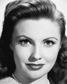 Joan Leslie