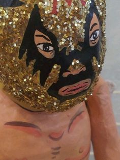 Mascarita Dorada