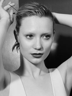 Mia Wasikowska