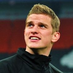 Sven Bender