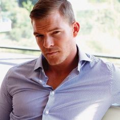 Alan Ritchson