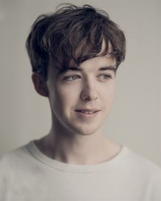 Alex Lawther