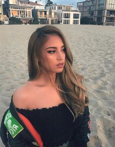 Alina Baraz