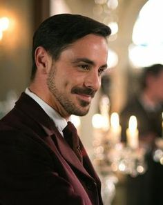 Emun Elliott